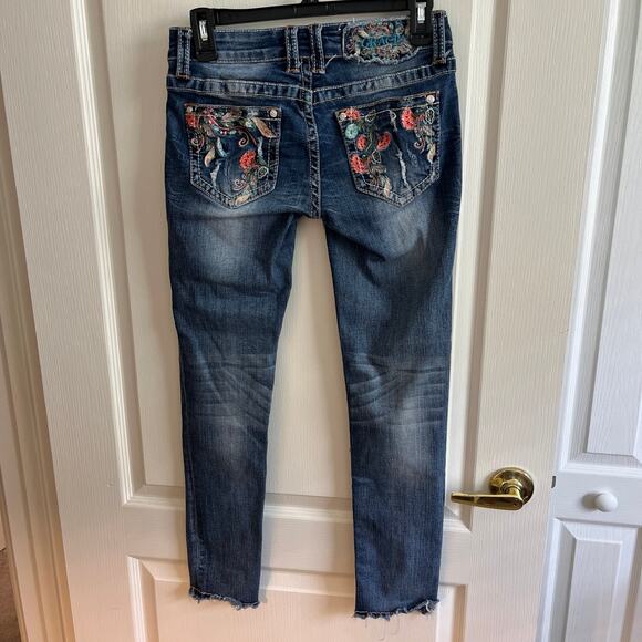 Grace in LA Distressed Floral Embroidered Skinny Size 26 Jeans Vintage Cute! - Picture 6 of 15